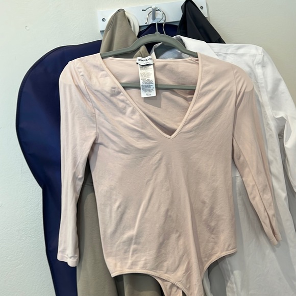 Top - Picture 1 of 2